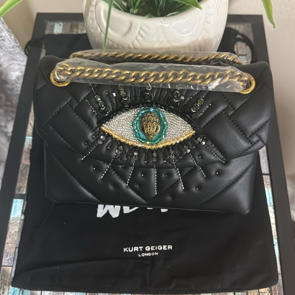 Kurt Geiger London
Mini Kensington Eye Crossbody Bag - Picture 11 of 15